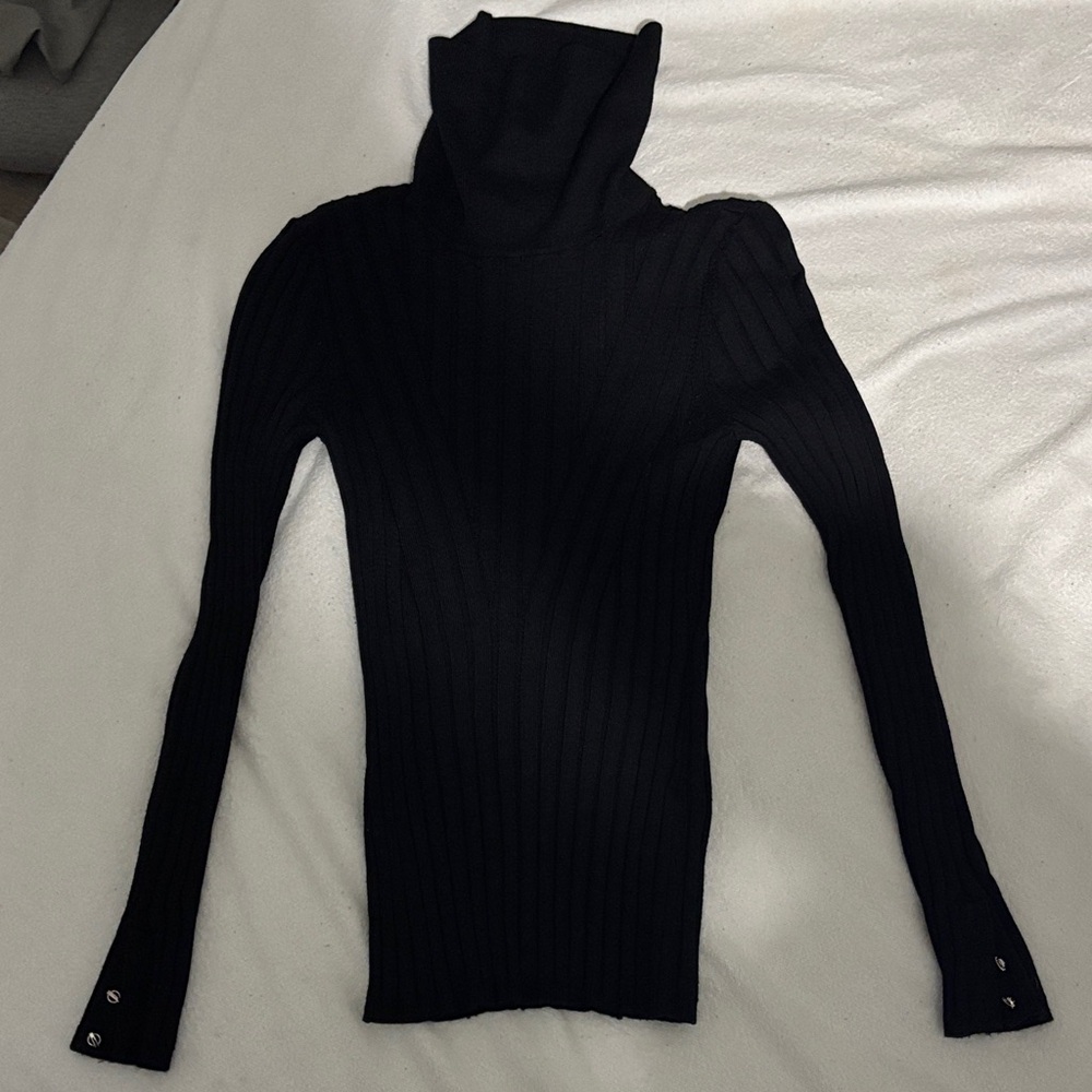 White House Black Market Turtleneck Ribbed Sweater